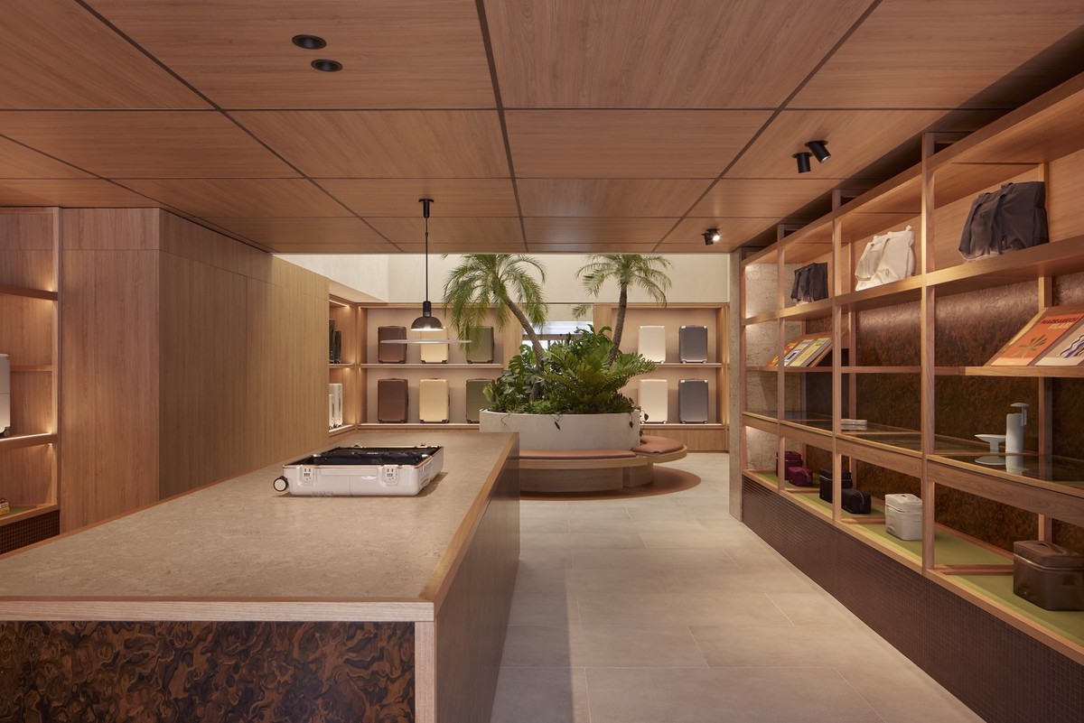 Luggage Store Interior Furniture Custom Luggage Store Interior Furniture Custom